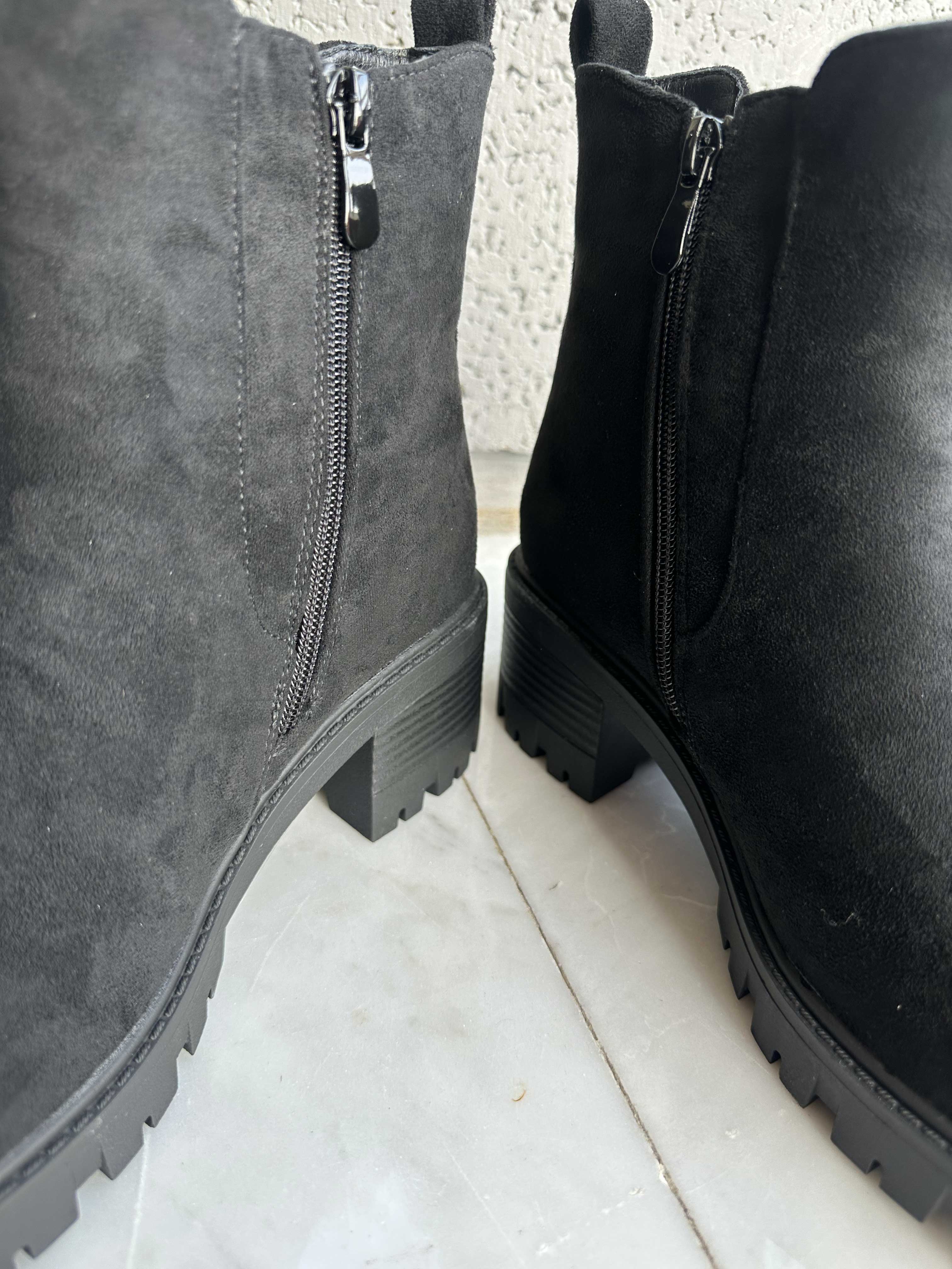 Cuba - Støvler i ruskindslook med bred hæl